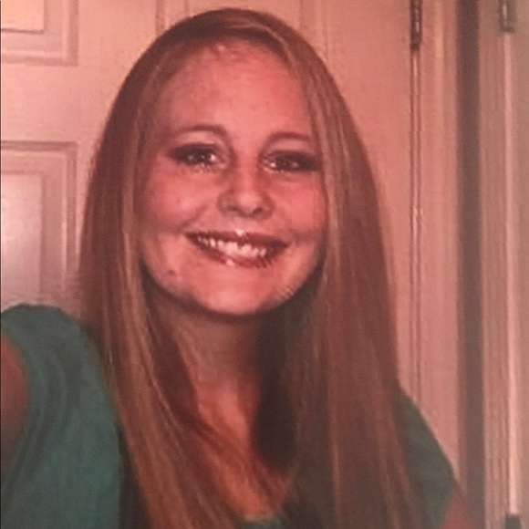 M E E T your P O S H E R - Picture 4 of 8